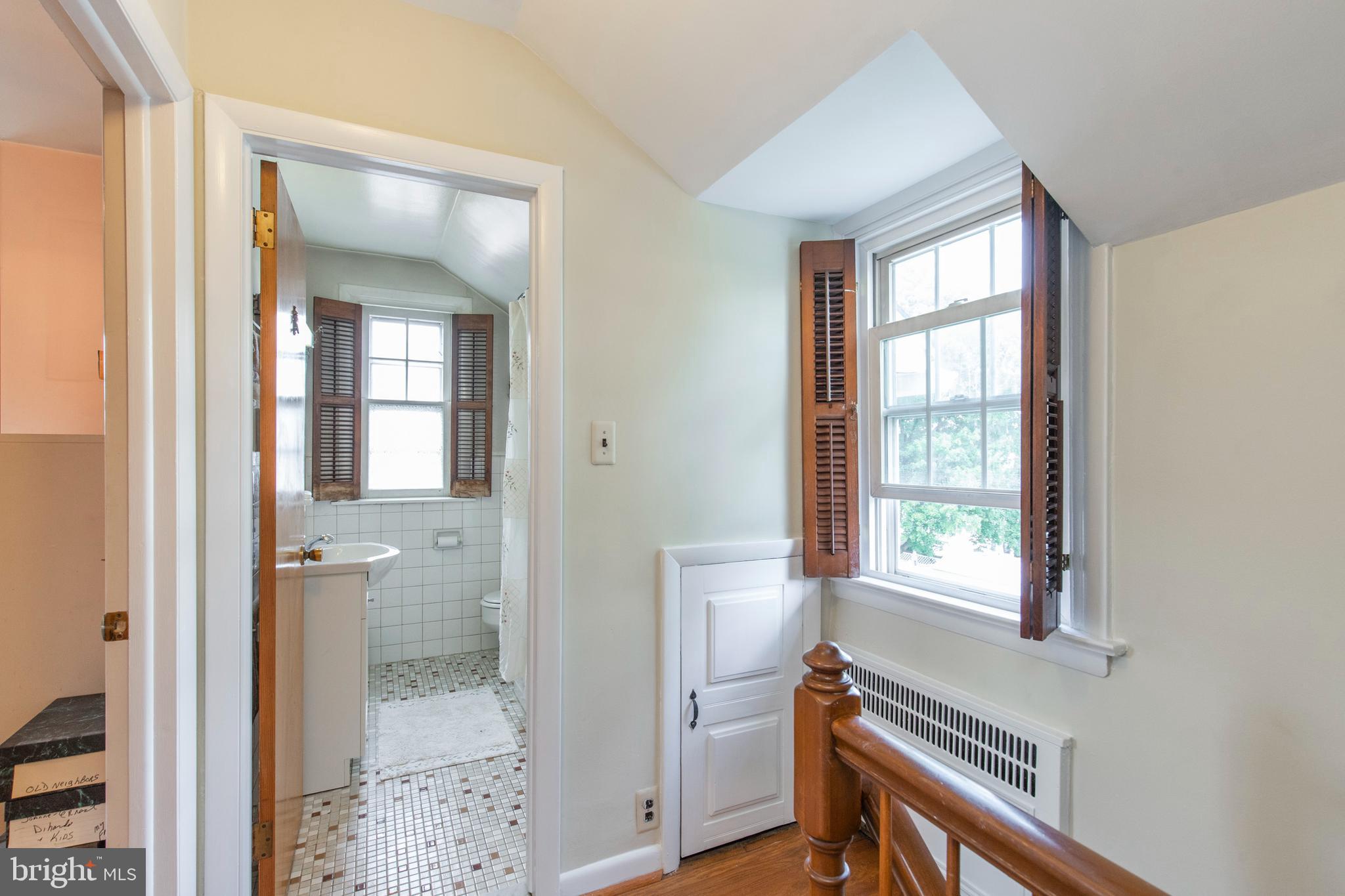 157 Upland Road Havertown, PA 19083 - Photo 30 of 38 Hall Bath