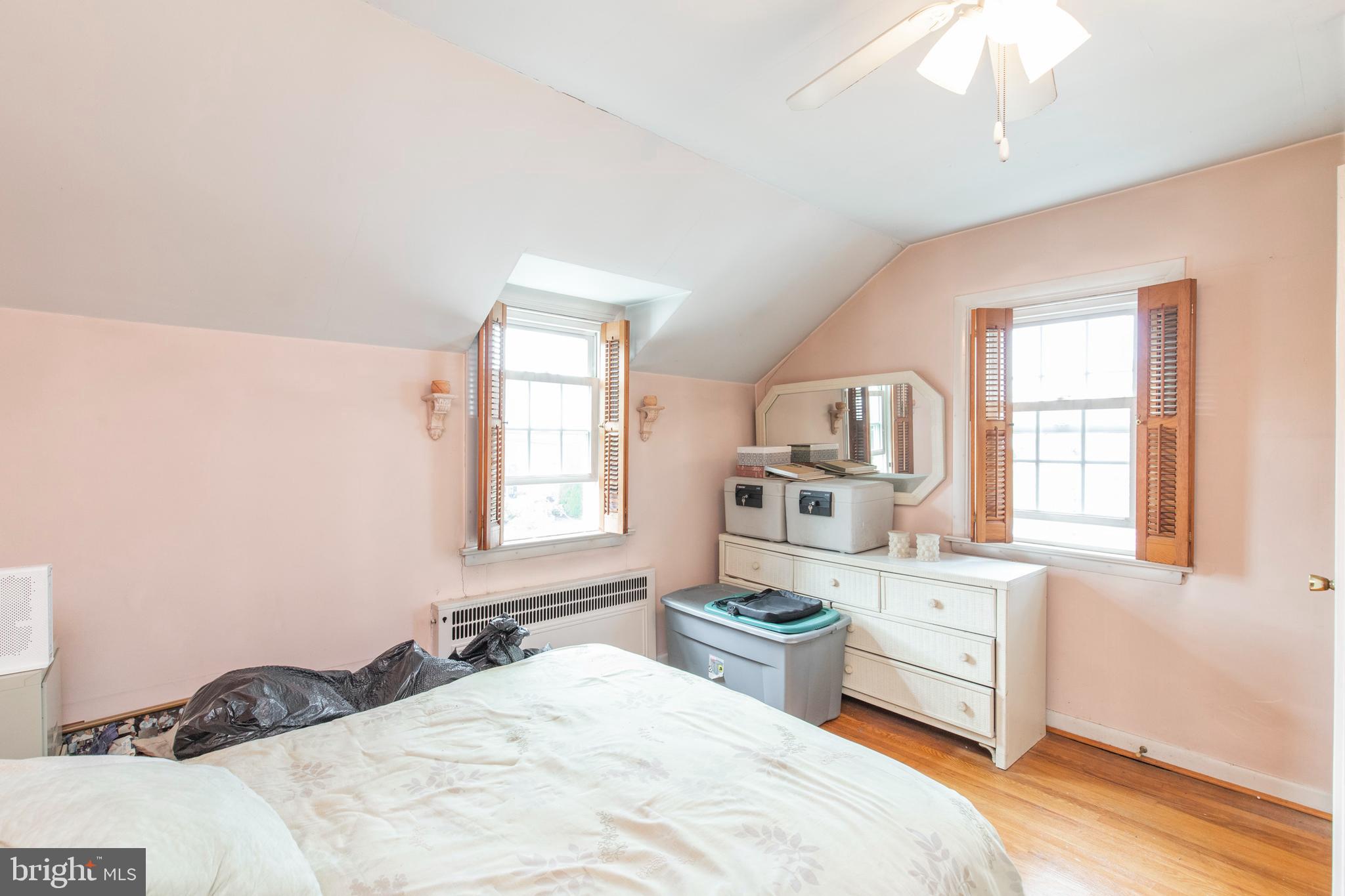 157 Upland Road Havertown, PA 19083 - Photo 32 of 38 Second Bedroom