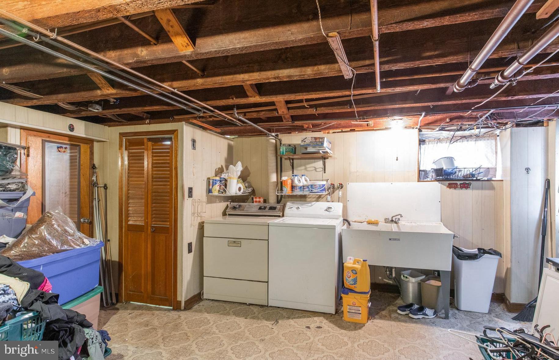 157 Upland Road Havertown, PA 19083 - Photo 35 of 38 Laundry