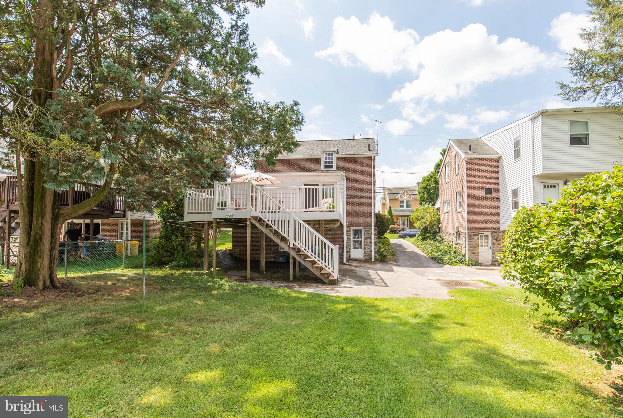 157 Upland Road Havertown, PA 19083 - Photo 9 of 38