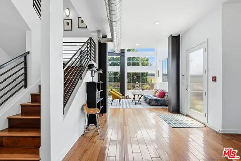 $1,695,000 | 5350 Playa Vista Drive, Unit 17, Playa Vista, CA 90094
