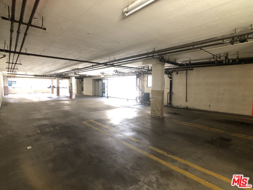 1811 Manning Avenue, Unit 202 Los Angeles, CA 90025 - Photo 16 of 18 a view of a indoor garage