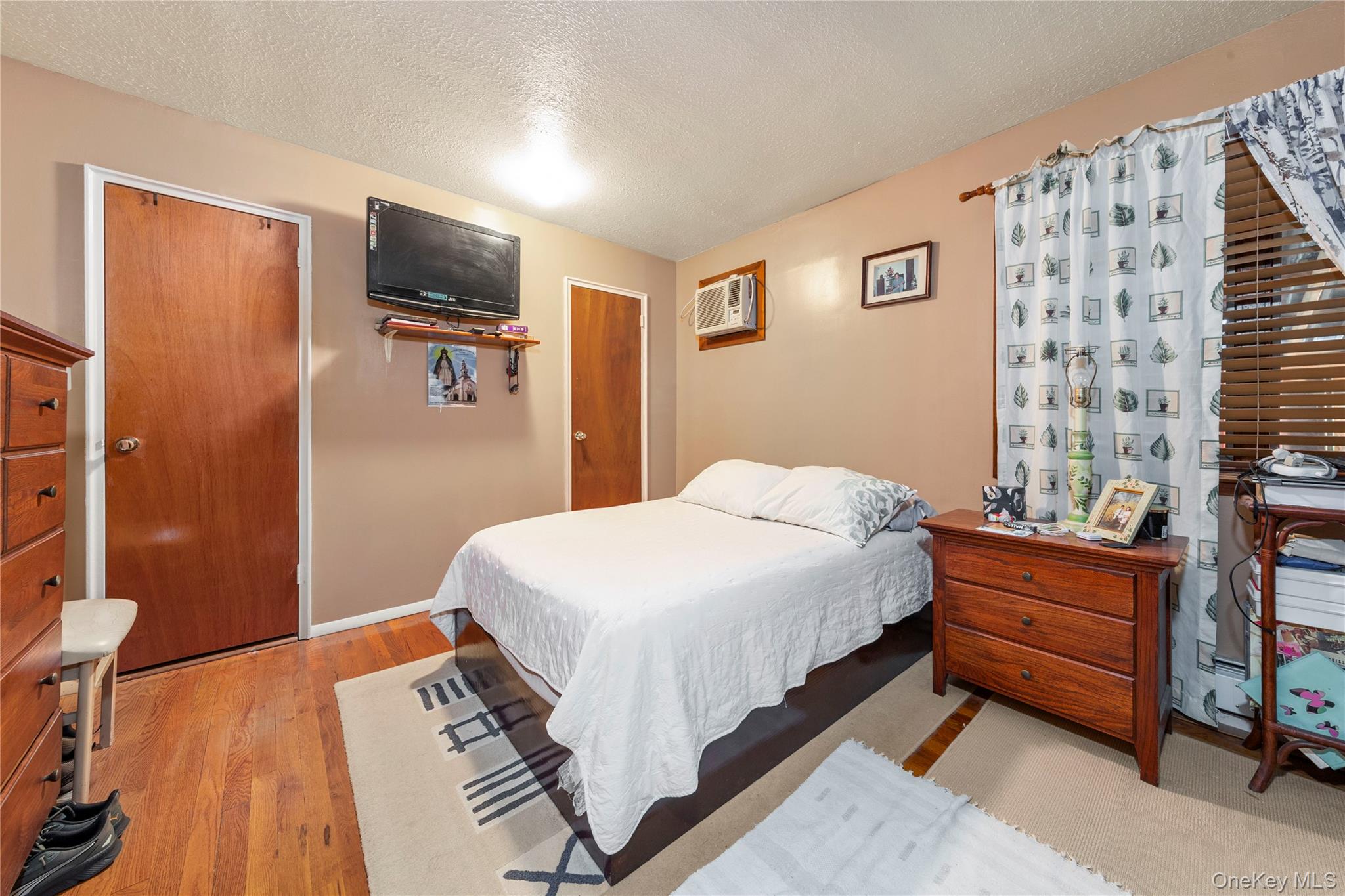 204-19 46th Road Queens, NY 11361 - Photo 9 of 25