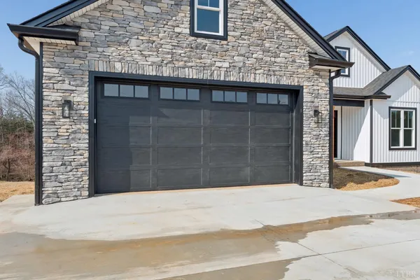 $485,000 | 2565 Five Forks Road, Bedford, VA 24523