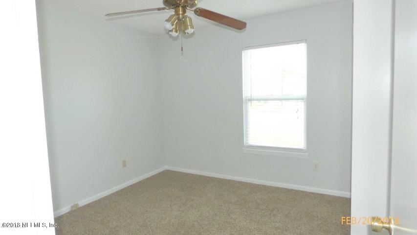 2486 Spring Vale Road Jacksonville, FL 32246 - Photo 8 of 19 20180220222611793866000000-o