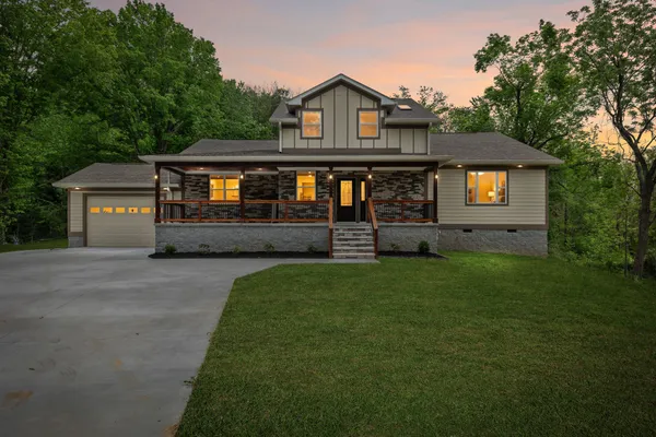 $650,000 | 1198 Rogues Fork Road, Bethpage, TN 37022