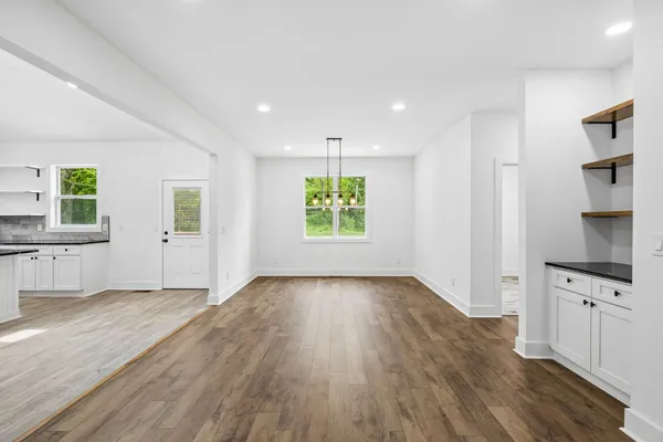 $650,000 | 1198 Rogues Fork Road, Bethpage, TN 37022