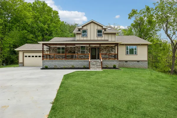 $650,000 | 1198 Rogues Fork Road, Bethpage, TN 37022