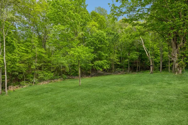 $650,000 | 1198 Rogues Fork Road, Bethpage, TN 37022