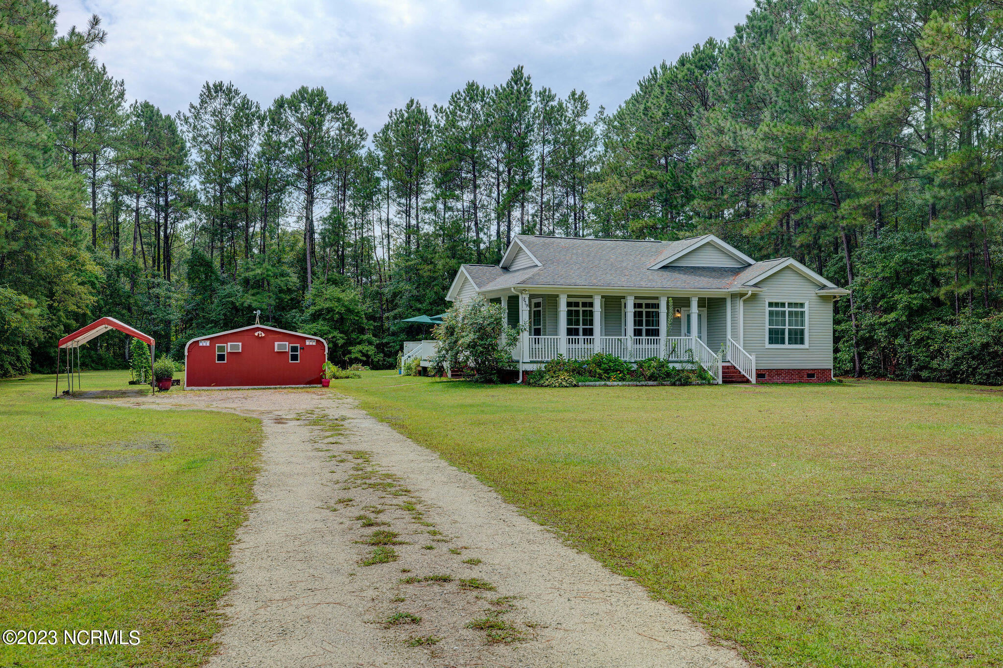 879 Slocum Trail Atkinson, NC 28421 - Photo 4 of 51 879SlocumEdit-1