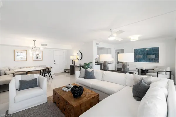 $8,000 | 2600 Gulf Shore Boulevard North, Unit 54, Naples, FL 34103