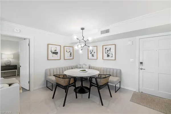 $8,000 | 2600 Gulf Shore Boulevard North, Unit 54, Naples, FL 34103