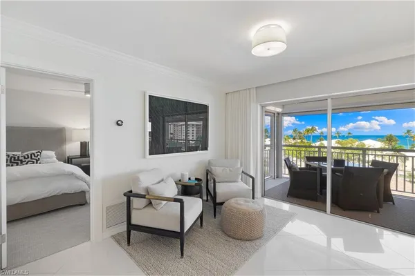 $8,000 | 2600 Gulf Shore Boulevard North, Unit 54, Naples, FL 34103