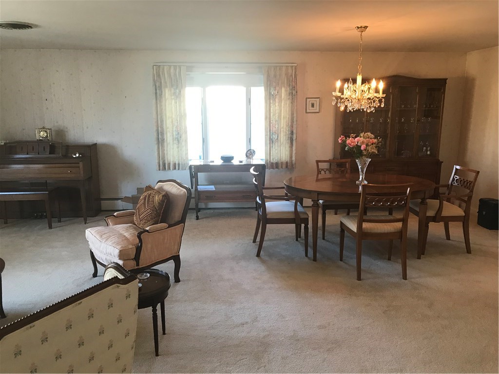 158 West Blue Ridge Road Cranston, RI 02920 - Photo 16 of 38 Gallery Image 16