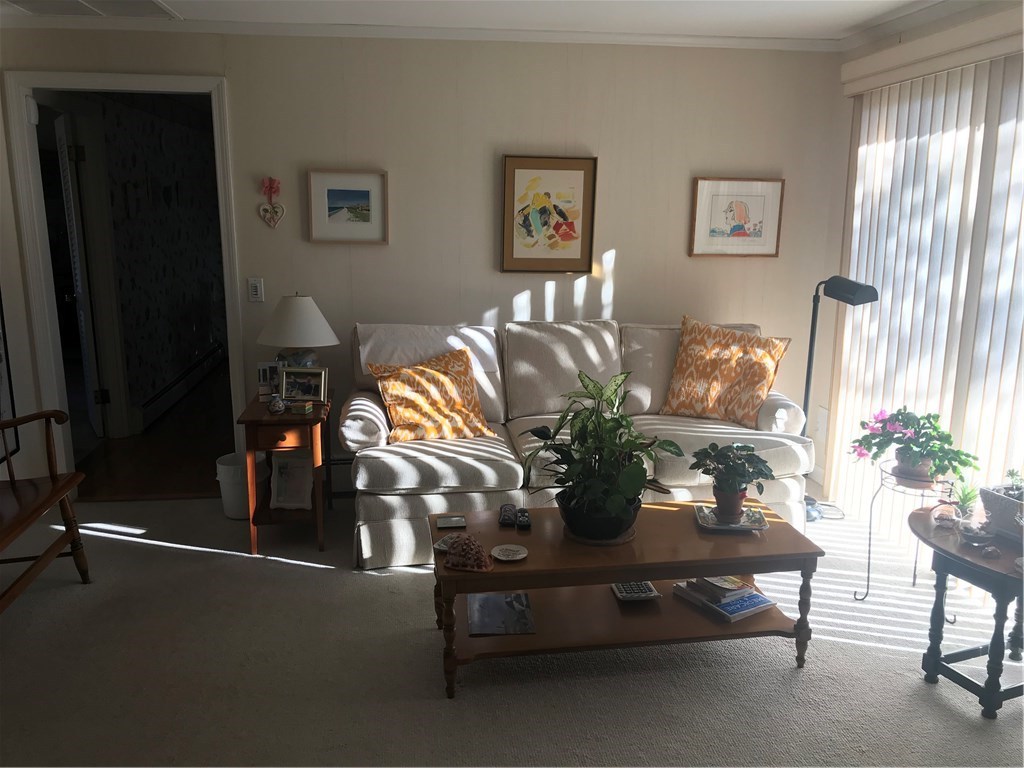 158 West Blue Ridge Road Cranston, RI 02920 - Photo 18 of 38 Gallery Image 18