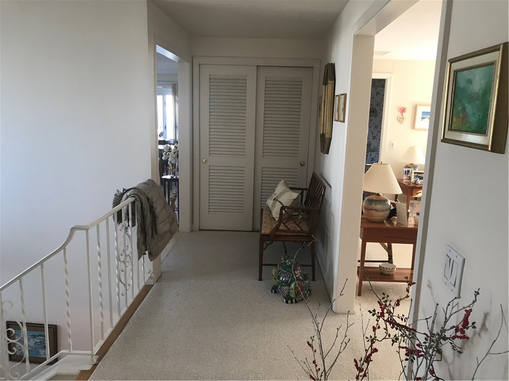 158 West Blue Ridge Road Cranston, RI 02920 - Photo 21 of 38 Gallery Image 21