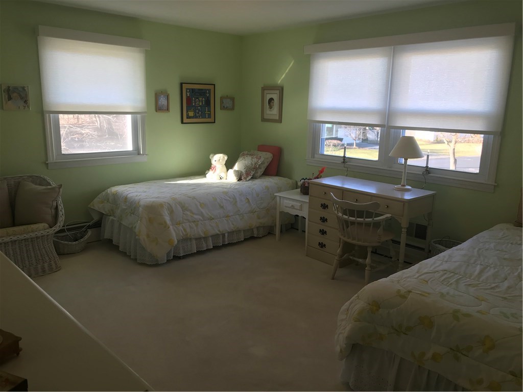 158 West Blue Ridge Road Cranston, RI 02920 - Photo 23 of 38 Gallery Image 23