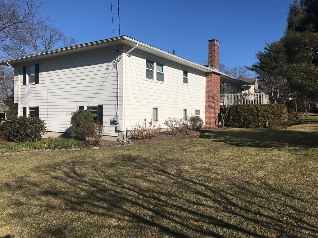 158 West Blue Ridge Road Cranston, RI 02920 - Photo 32 of 38 Gallery Image 32
