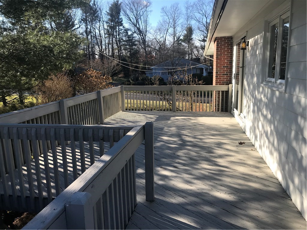 158 West Blue Ridge Road Cranston, RI 02920 - Photo 35 of 38 Gallery Image 35