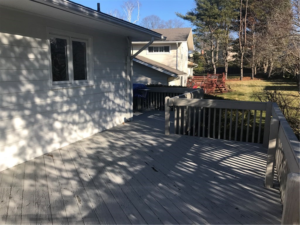 158 West Blue Ridge Road Cranston, RI 02920 - Photo 36 of 38 Gallery Image 36
