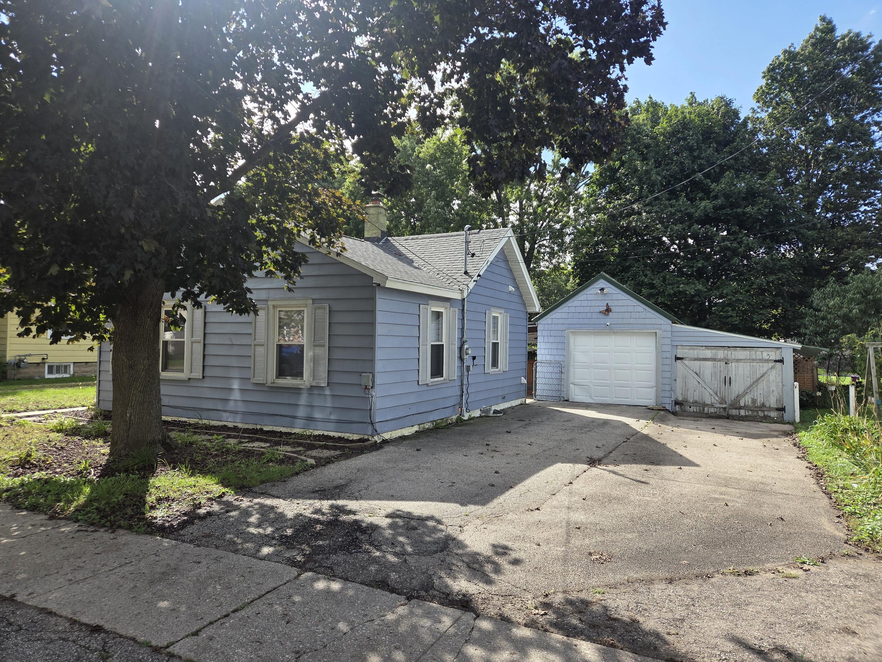 1122 Cleveland Street Beloit, WI 53511 - Photo 2 of 23 One car garage and storage shed