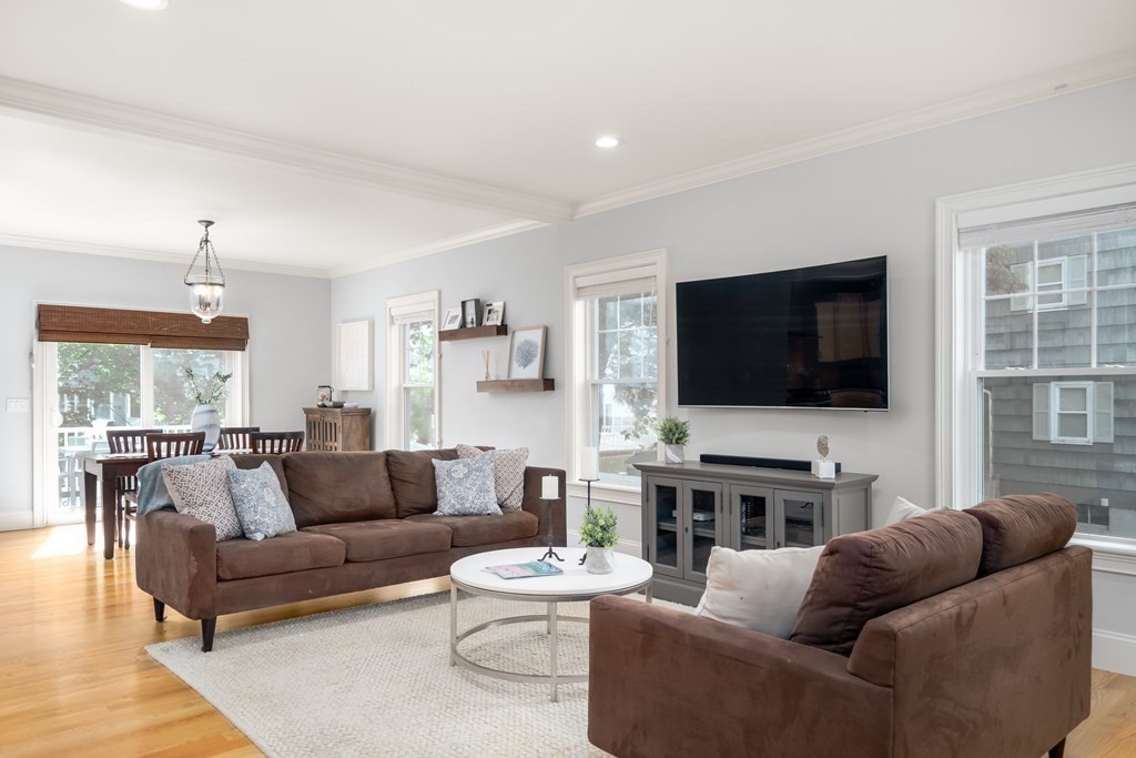 28 Adams Road, Unit 28 Winchester, MA 01890 - Photo 4 of 34 Gallery Image 4