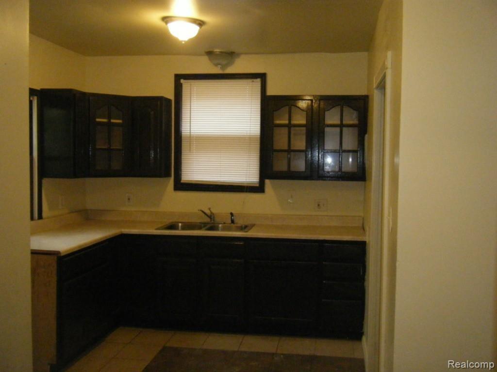 20044 Renfrew Road Detroit, MI 48221 - Photo 14 of 20