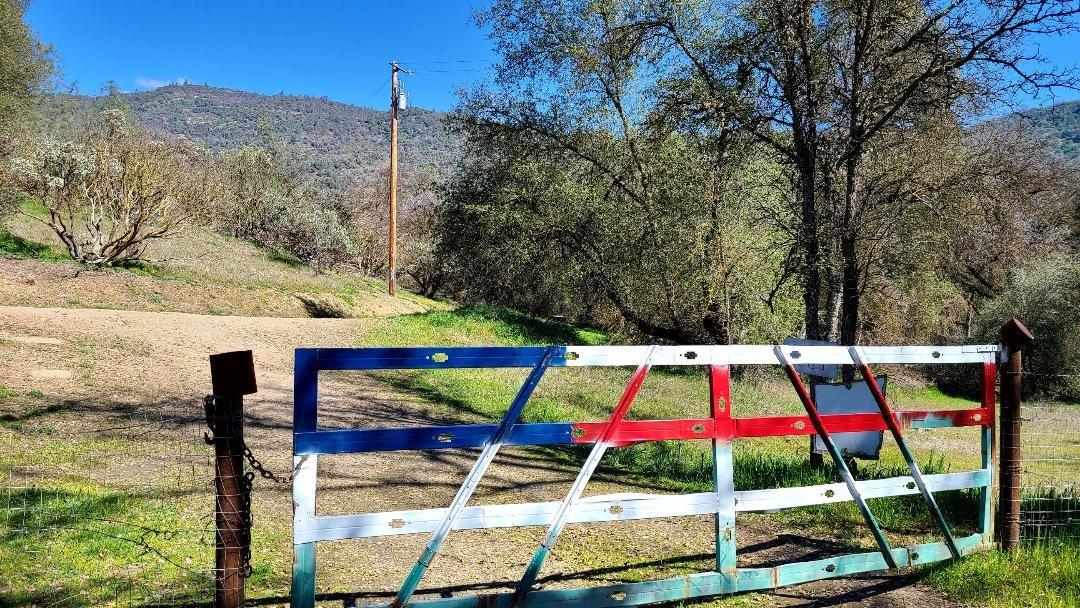 33155 Sycamore Road Tollhouse, CA 93667 - Photo 10 of 12 Gallery Image 10