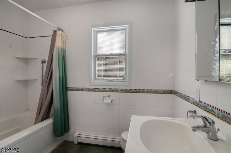 11 Watchtower Road Denville, NJ 07834 - Photo 14 of 39