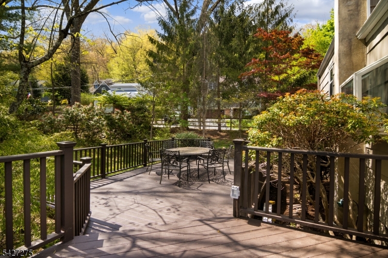 11 Watchtower Road Denville, NJ 07834 - Photo 23 of 39