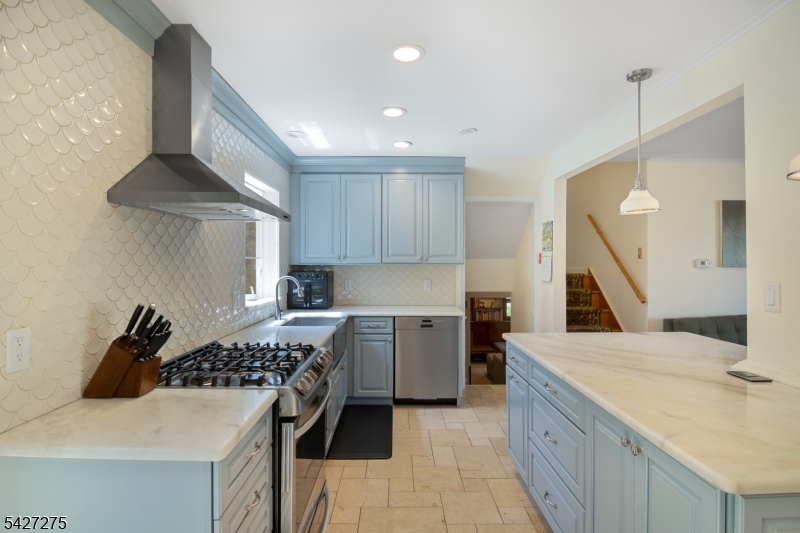 11 Watchtower Road Denville, NJ 07834 - Photo 8 of 39