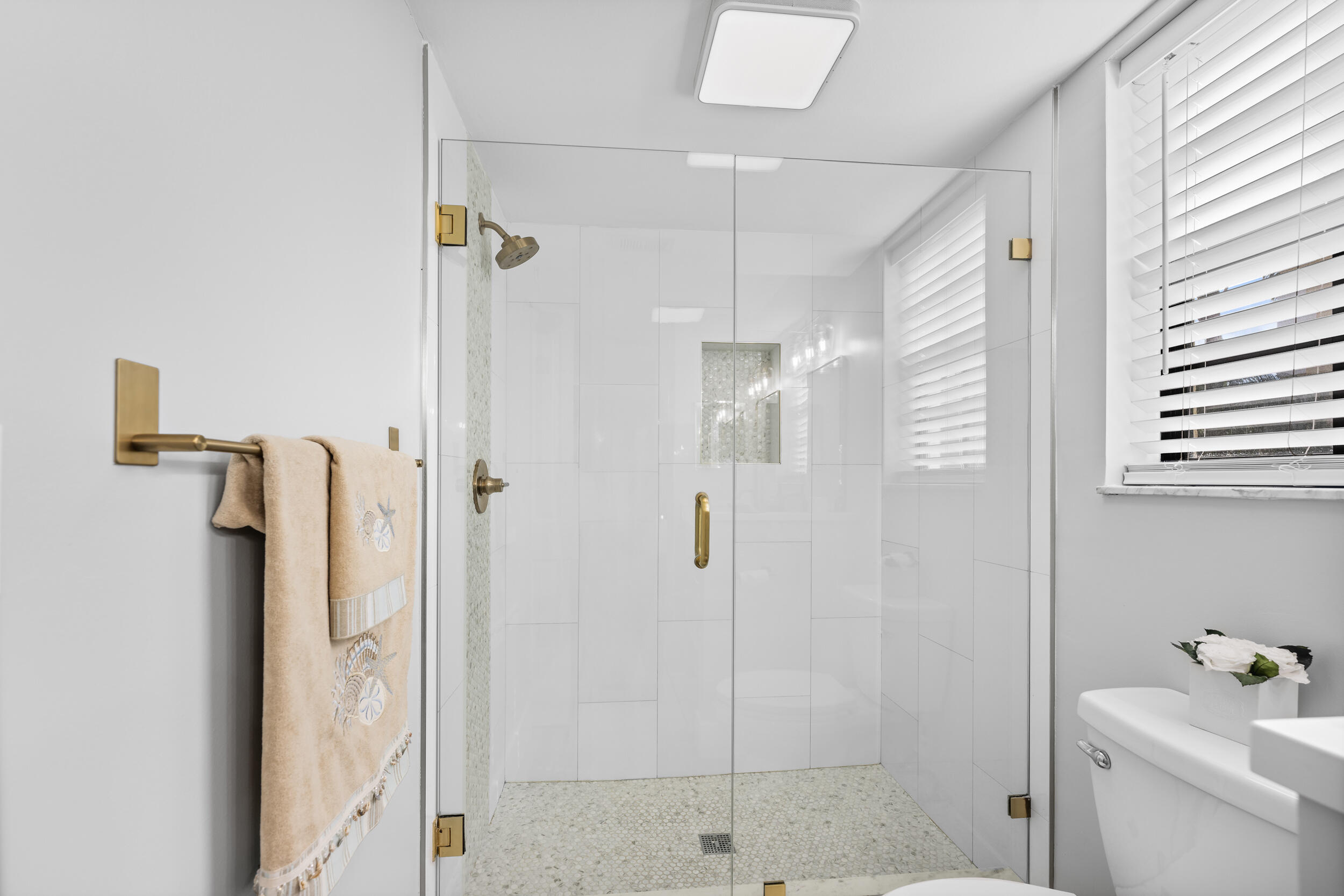 17867 Thelma Avenue, Unit A Jupiter, FL 33458 - Photo 13 of 35