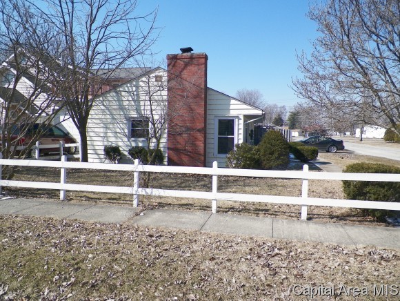 200 St Joseph Street Springfield, IL 62703 - Photo 2 of 12