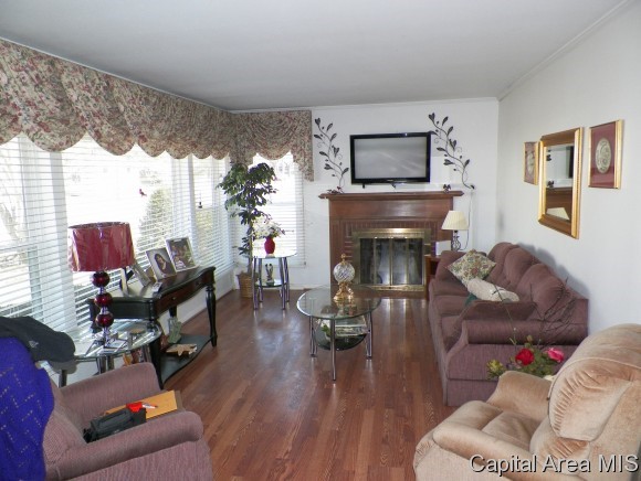 200 St Joseph Street Springfield, IL 62703 - Photo 3 of 12