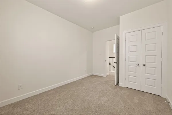 $2,300 | 11413 Velvet Fld Drive, Houston, TX 77047