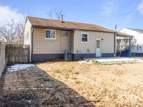 $195,000 | 745 Mullanphy Road, Florissant, MO 63031