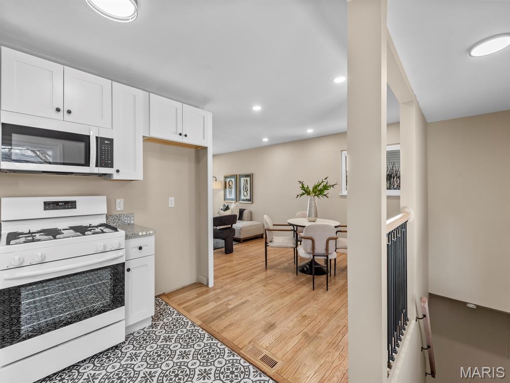 745 Mullanphy Road Florissant, MO 63031 - Photo 8 of 20