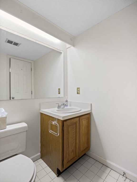 903 Foxwood Circle, Unit 903 Peabody, MA 01960 - Photo 12 of 41