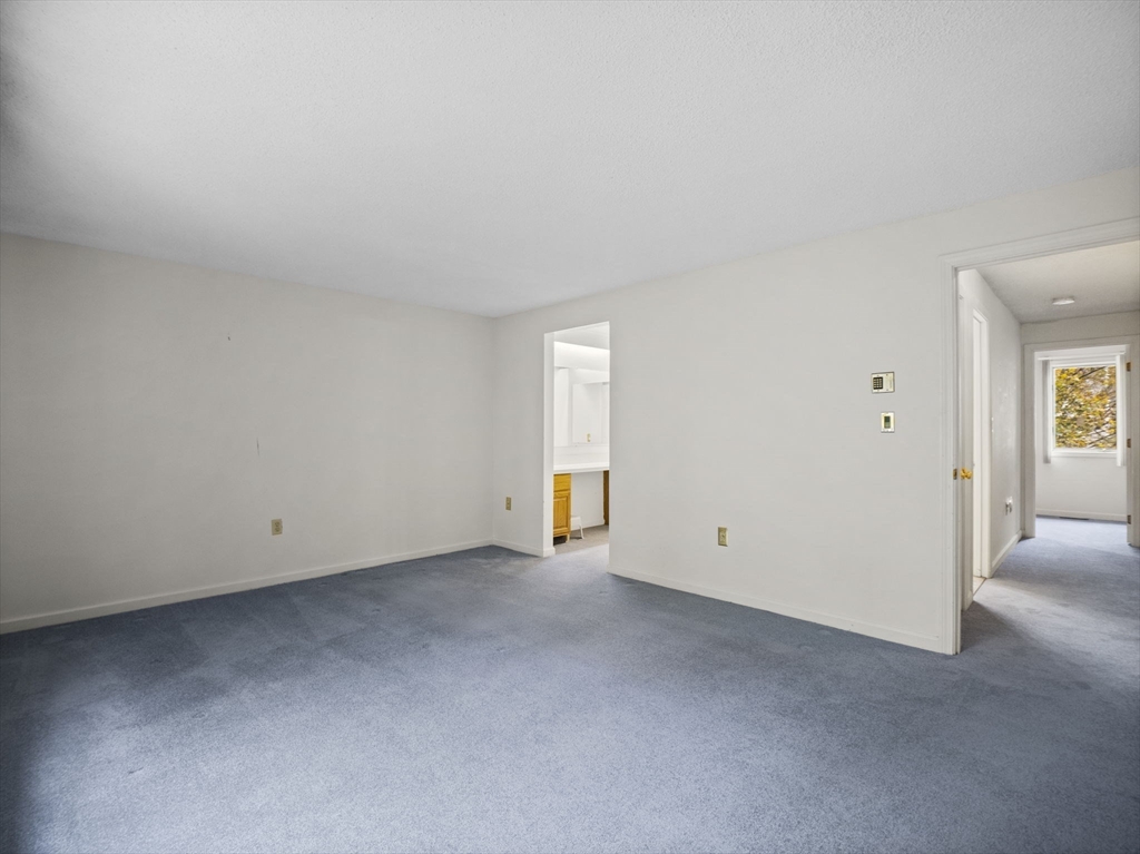 903 Foxwood Circle, Unit 903 Peabody, MA 01960 - Photo 16 of 41