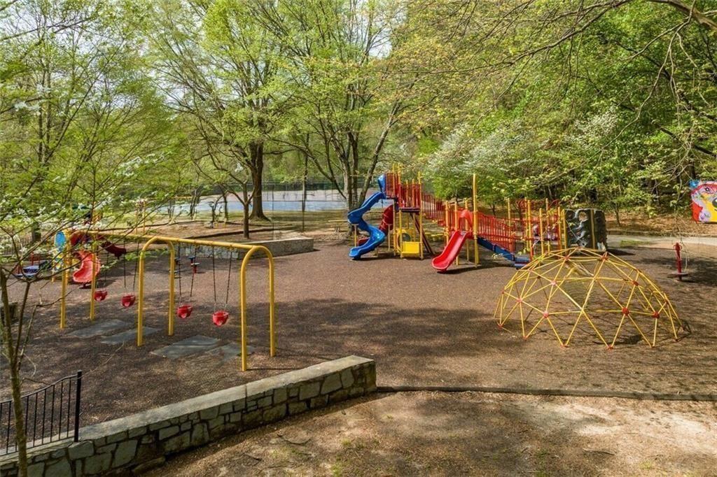 1333 Victor Road Northeast Atlanta, GA 30324 - Photo 37 of 43