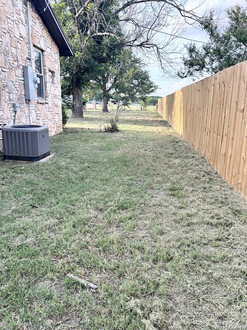 12116 Loop 107 Adkins, TX 78101 - Photo 17 of 22