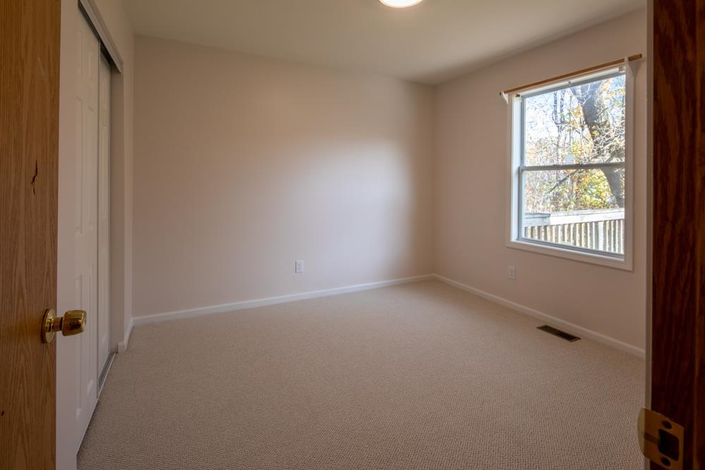 8335 South Maple City Road Maple City, MI 49664 - Photo 20 of 31