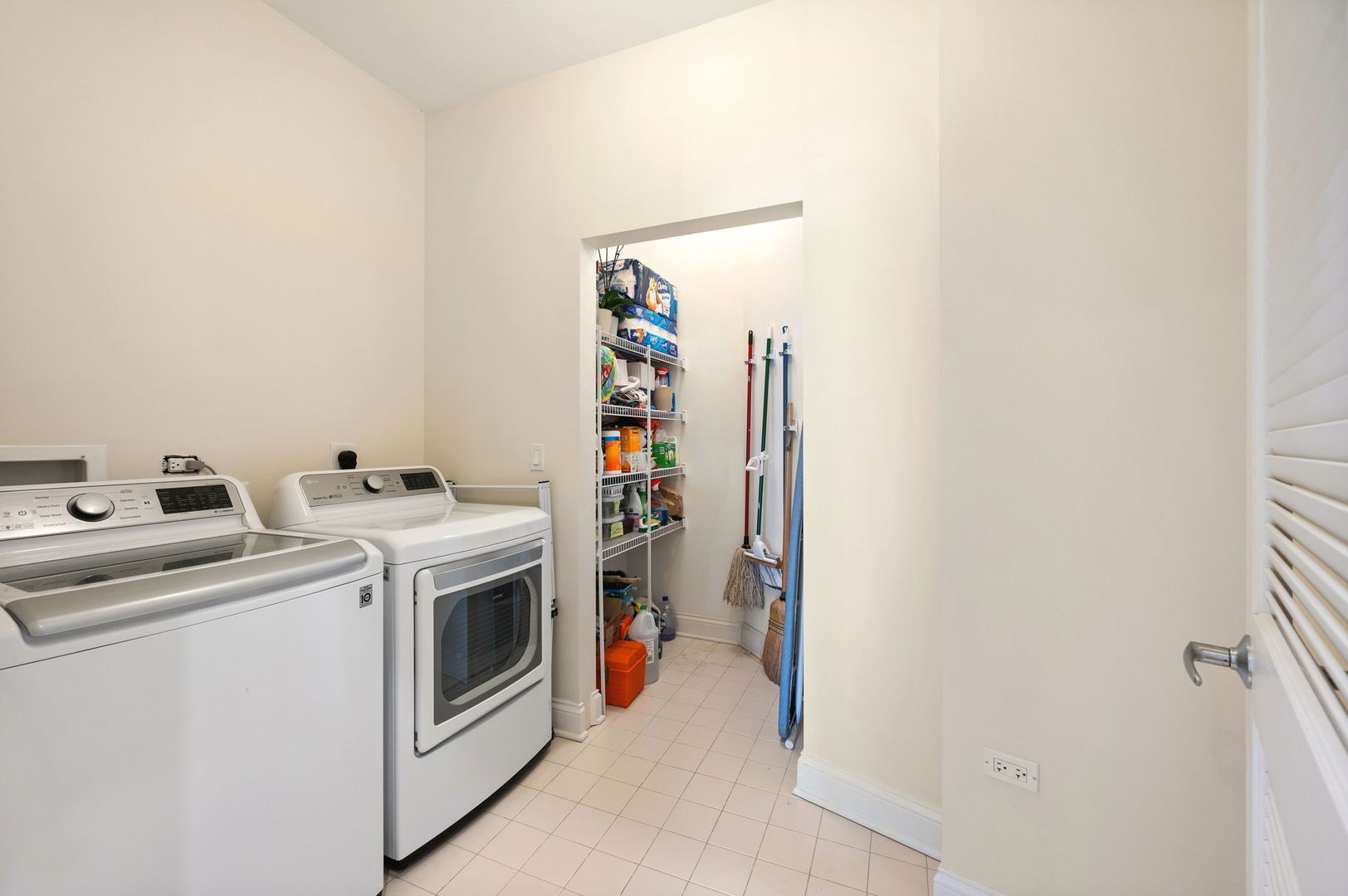 1211 South Prairie Avenue, Unit 6201 Chicago, IL 60605 - Photo 29 of 47