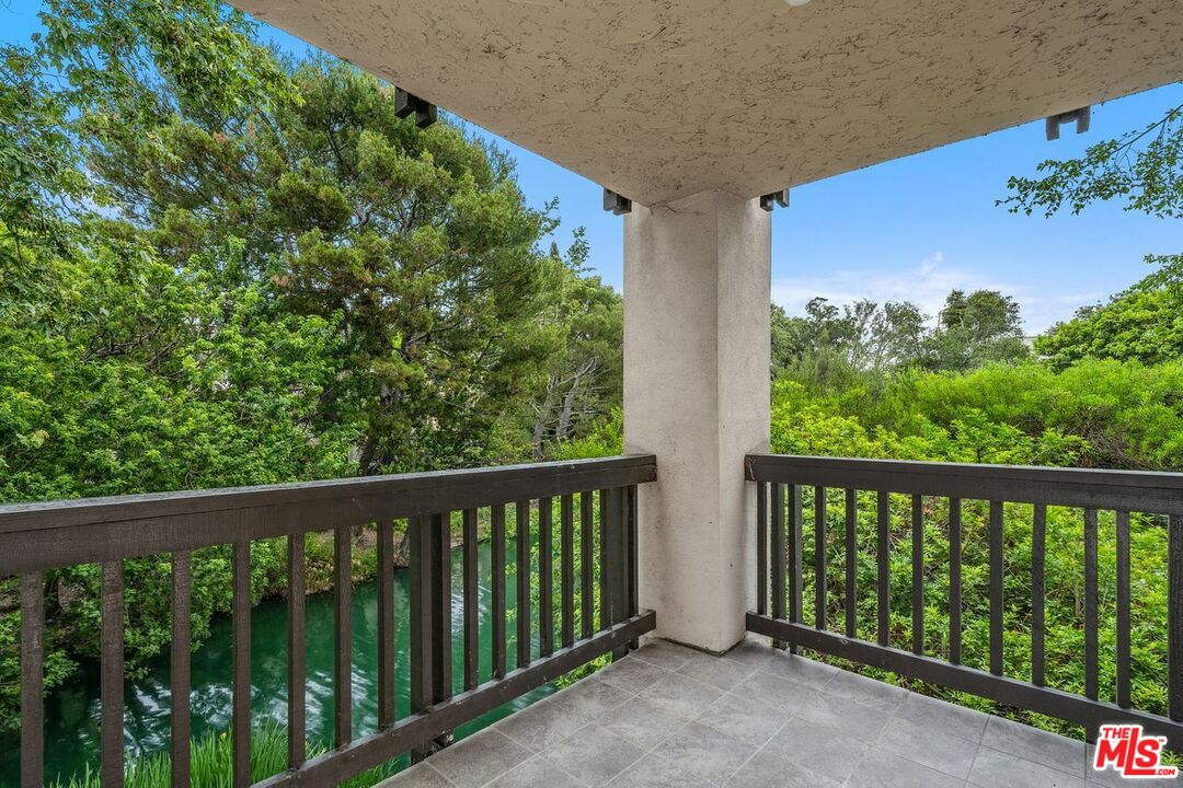 1211 Raintree Circle Culver City, CA 90230 - Photo 2 of 44
