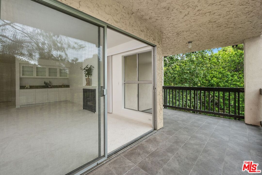 1211 Raintree Circle Culver City, CA 90230 - Photo 27 of 44 a view of a porch