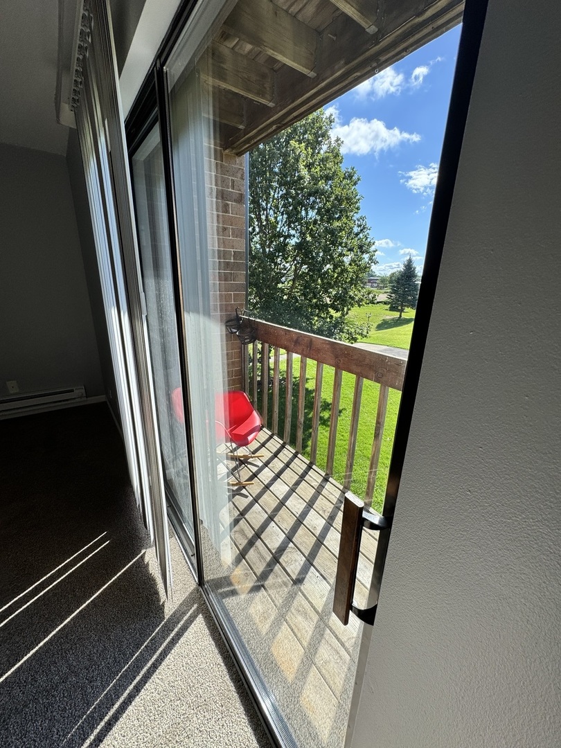 633 South Virginia Road, Unit 214 Crystal Lake, IL 60014 - Photo 10 of 10