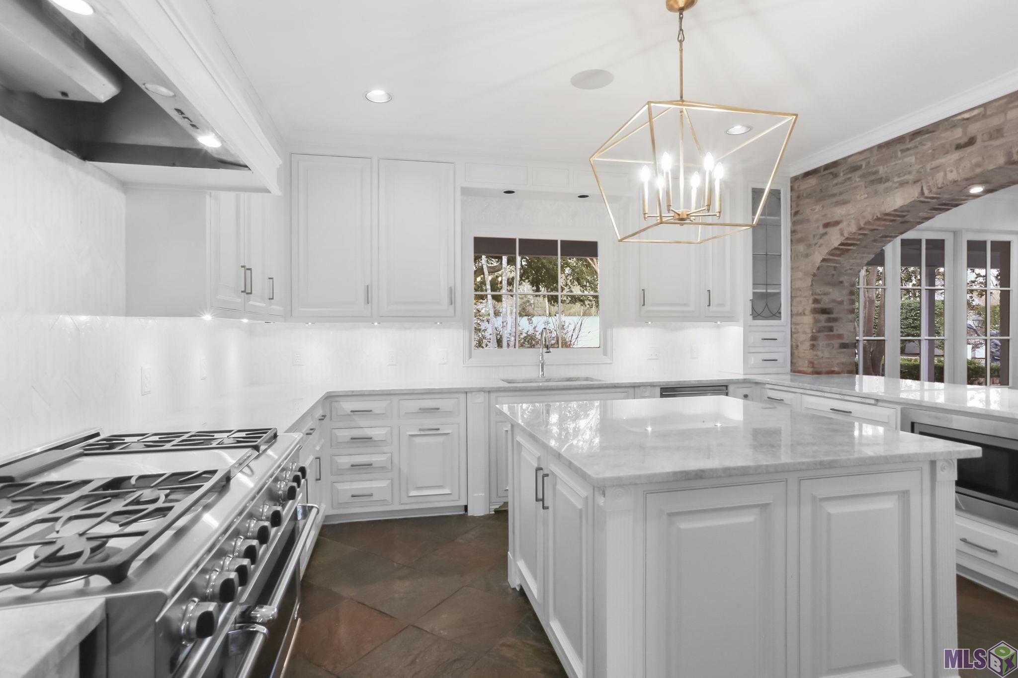 12451 Highland Road Baton Rouge, LA 70810 - Photo 15 of 53