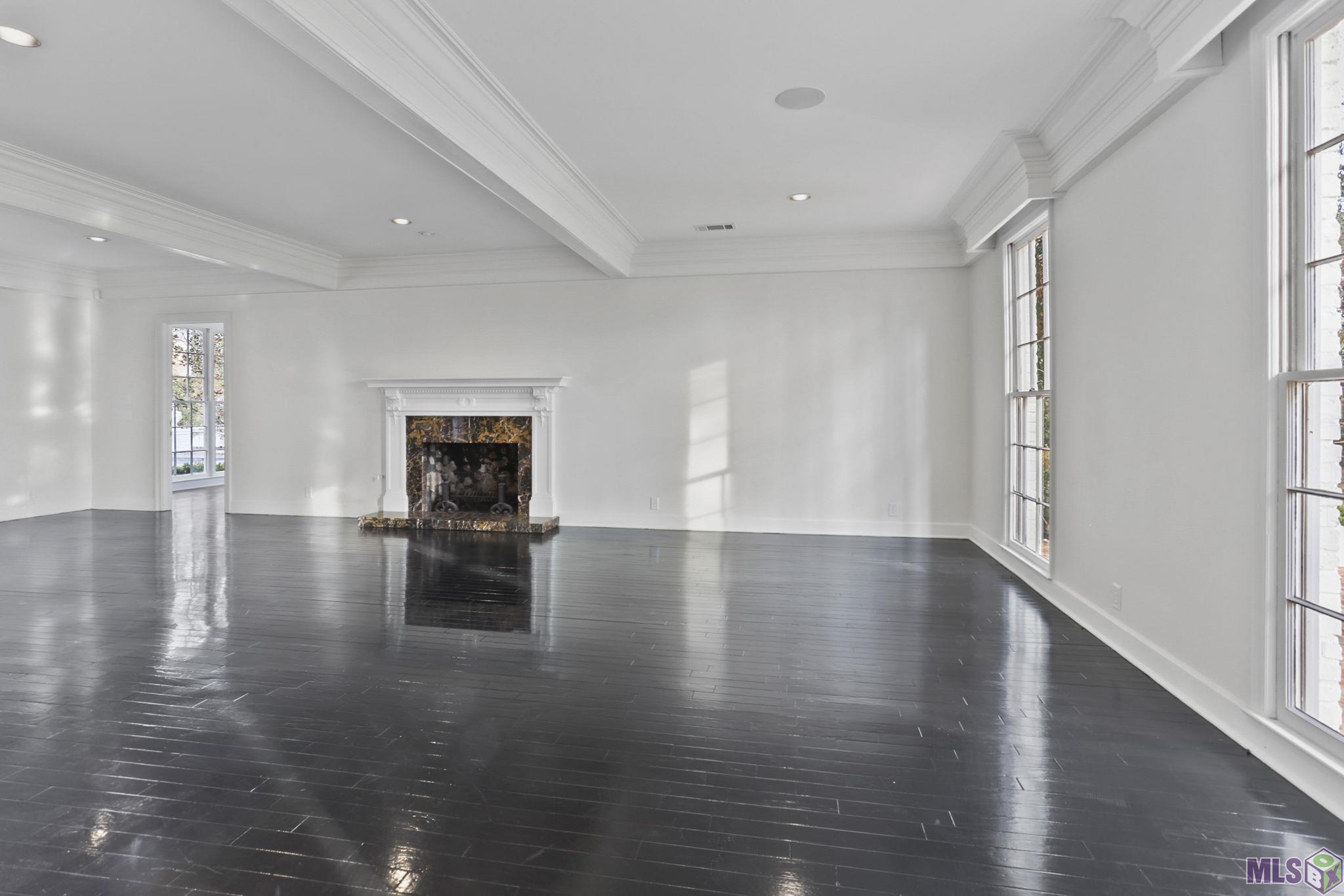 12451 Highland Road Baton Rouge, LA 70810 - Photo 8 of 53