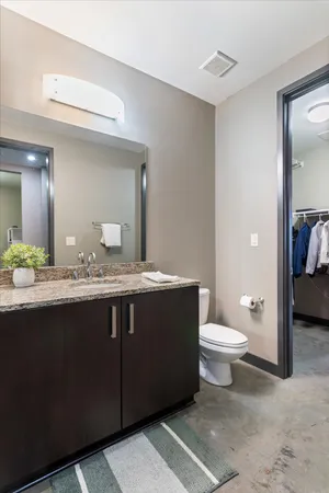 $1,795 | 1510 Demonbreun Street, Unit 706, Nashville, TN 37203