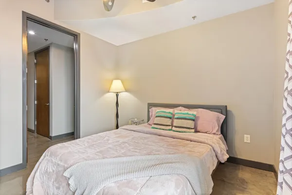 $1,795 | 1510 Demonbreun Street, Unit 706, Nashville, TN 37203